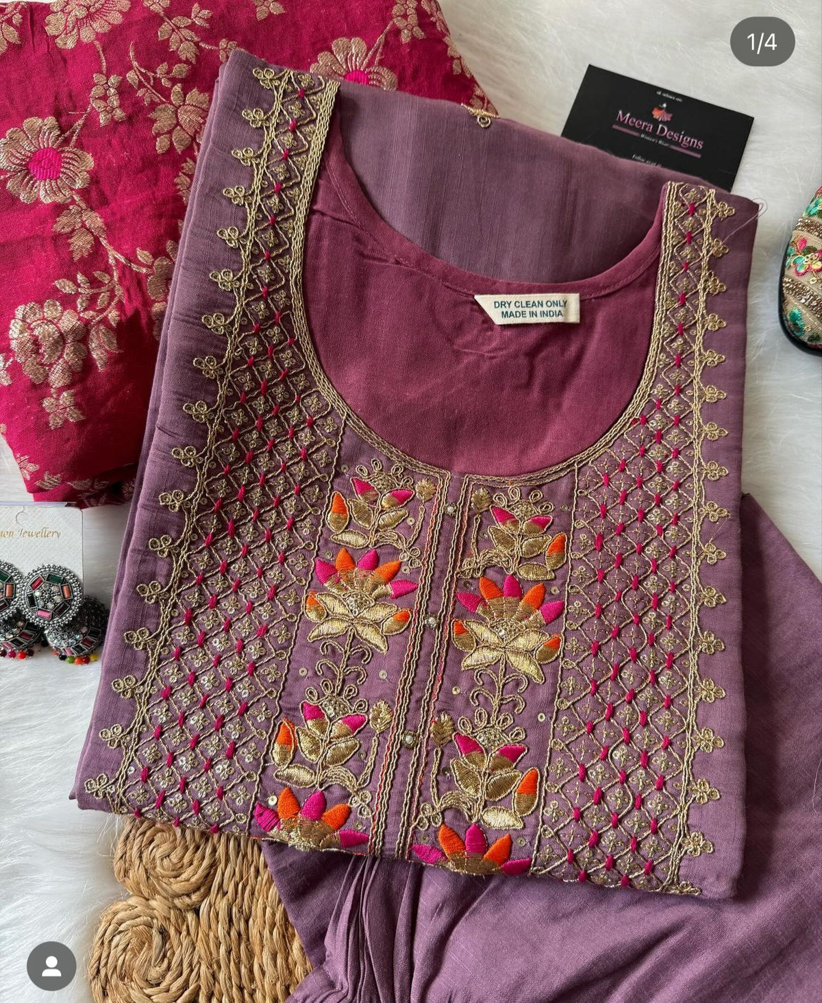Women embroidery kurta set in Munich