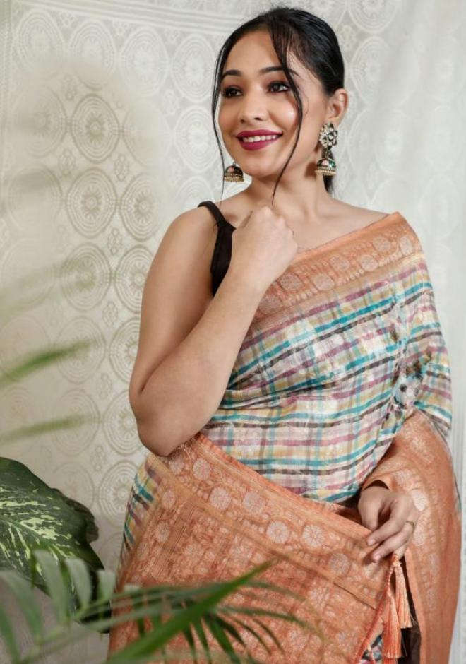 Multicolor Embroidered Silk Sarees in Munich