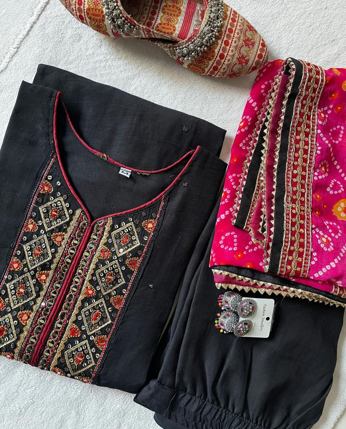 Women embroidery suits in Munich