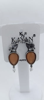 MONALISA STONE ANIMAL SHAPE Earrings  in Munich