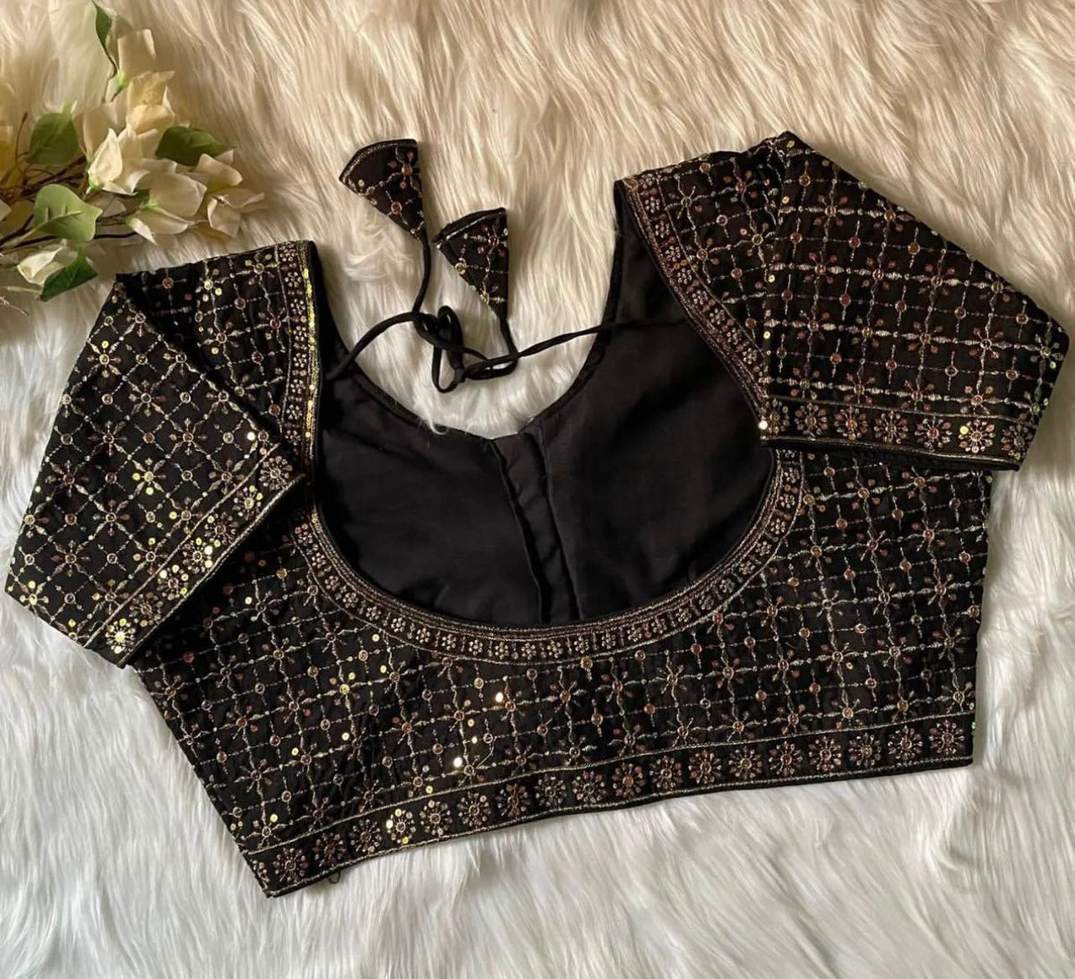 Plus Size stitched blouse in Germany