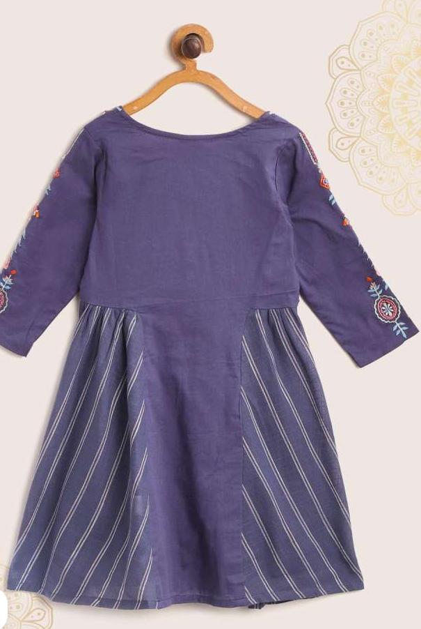 Girls Navy Blue Ethnic Motifs Embroidered Pure Cotton Kurta with Churidar & Dupatta in Berlin