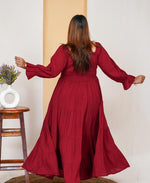 WOMEN'S PLUS SIZE MAROON SQUARE NECK SOLID MAXI DRESS