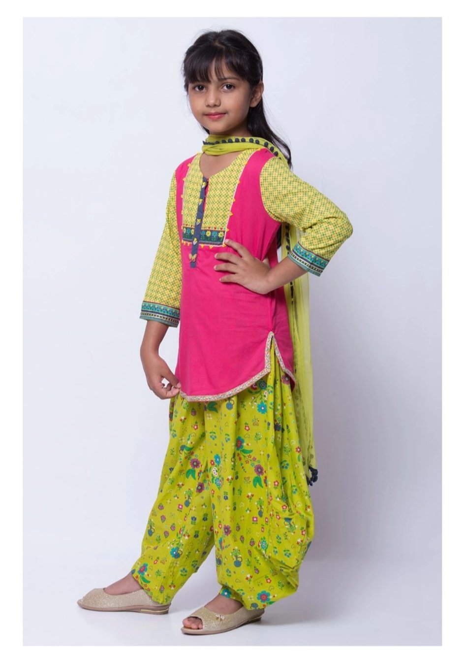 Girls Festive & Party Kurta and Dhoti Pant Set in Germany
