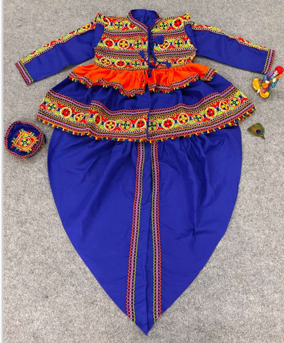 Men's Navaratri Gujrati Dhoti in Germany