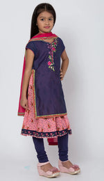 Solid Kurta, Churidar & Dupatta Set in Berlin