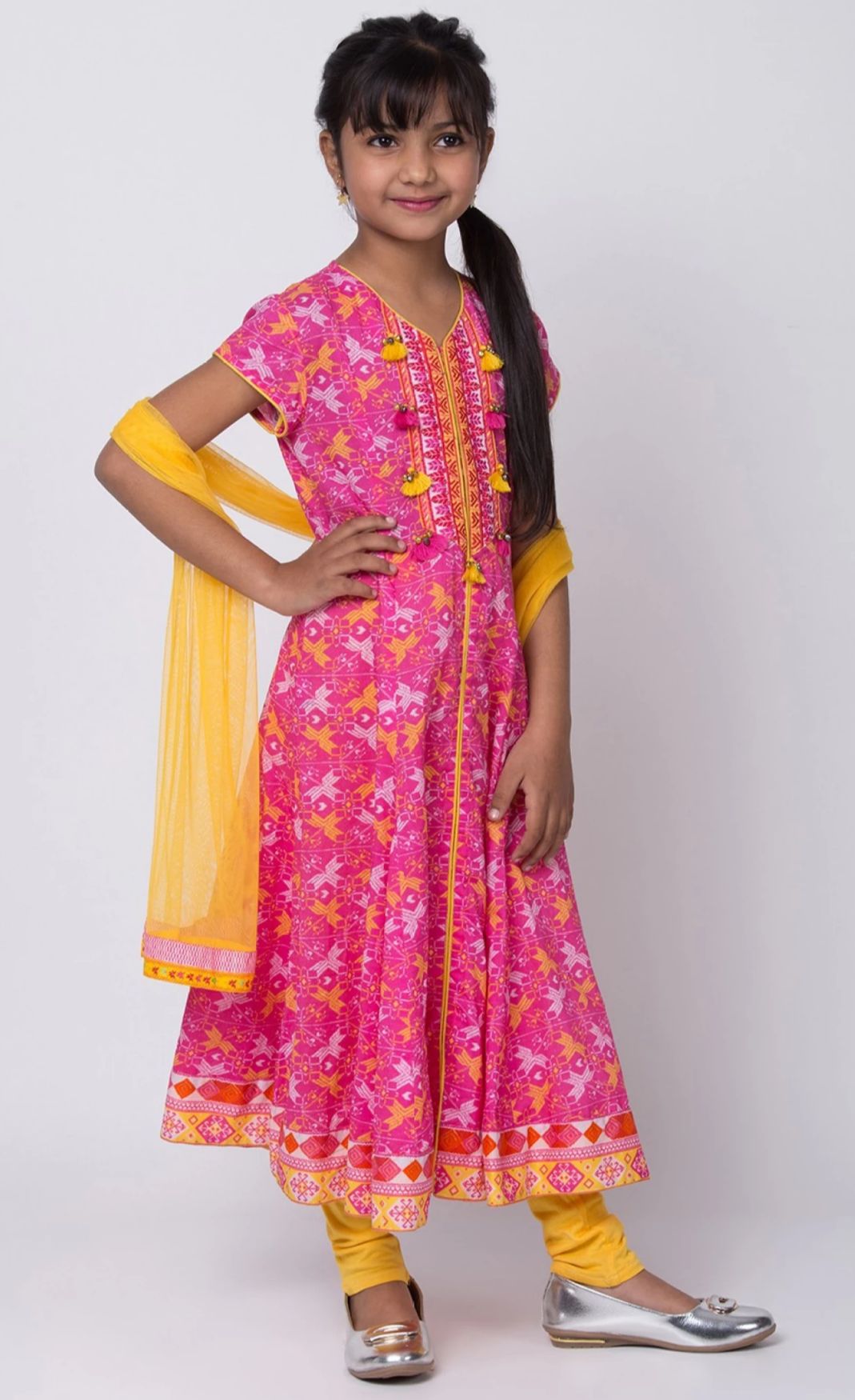 Girls Festive & Party Kurta and Churidar Set in Munich