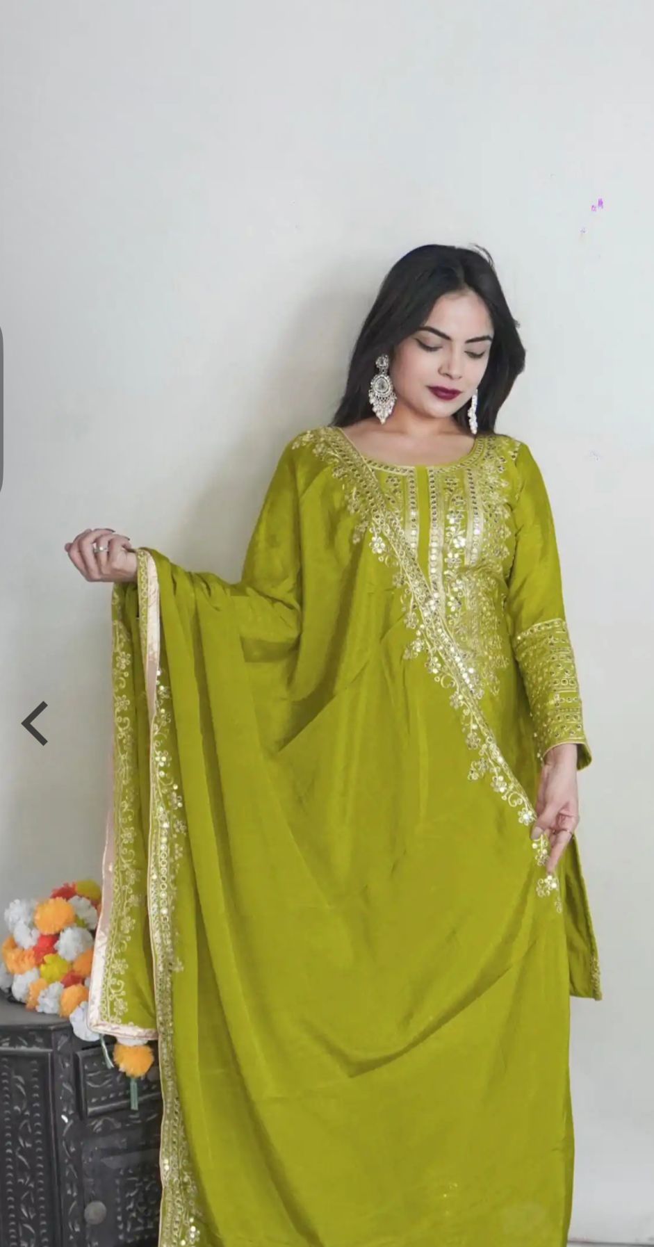 Elegant Pure Chinnon Silk Embroidery Pant Suit in Munich