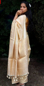 Ivory Dupion Silk Saree in Germany