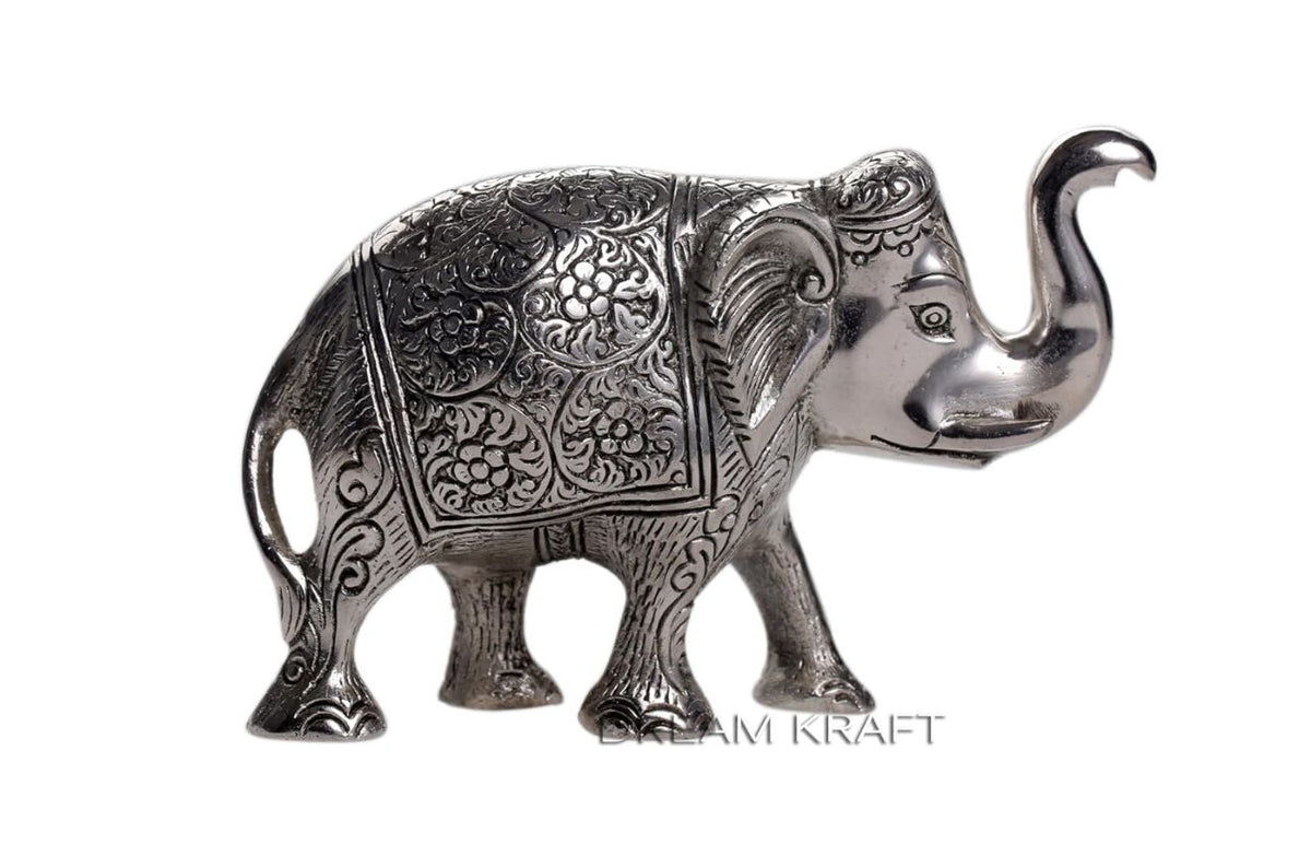 Metal Elephant Showpiece for Home Decor in Germany