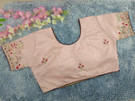 Beautiful Blouse trendy design in Berlin