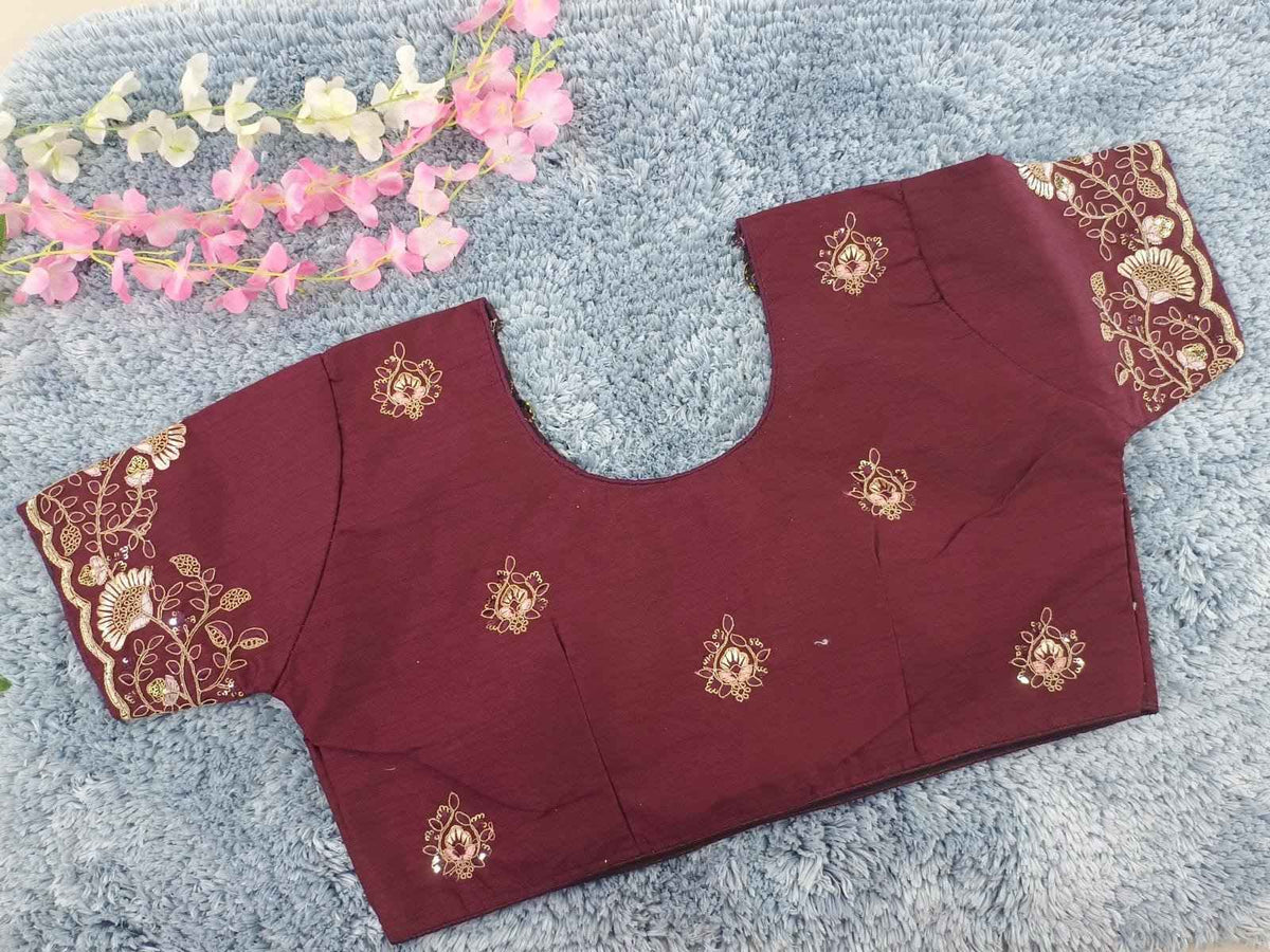 Slim Fit Blouse in Essen