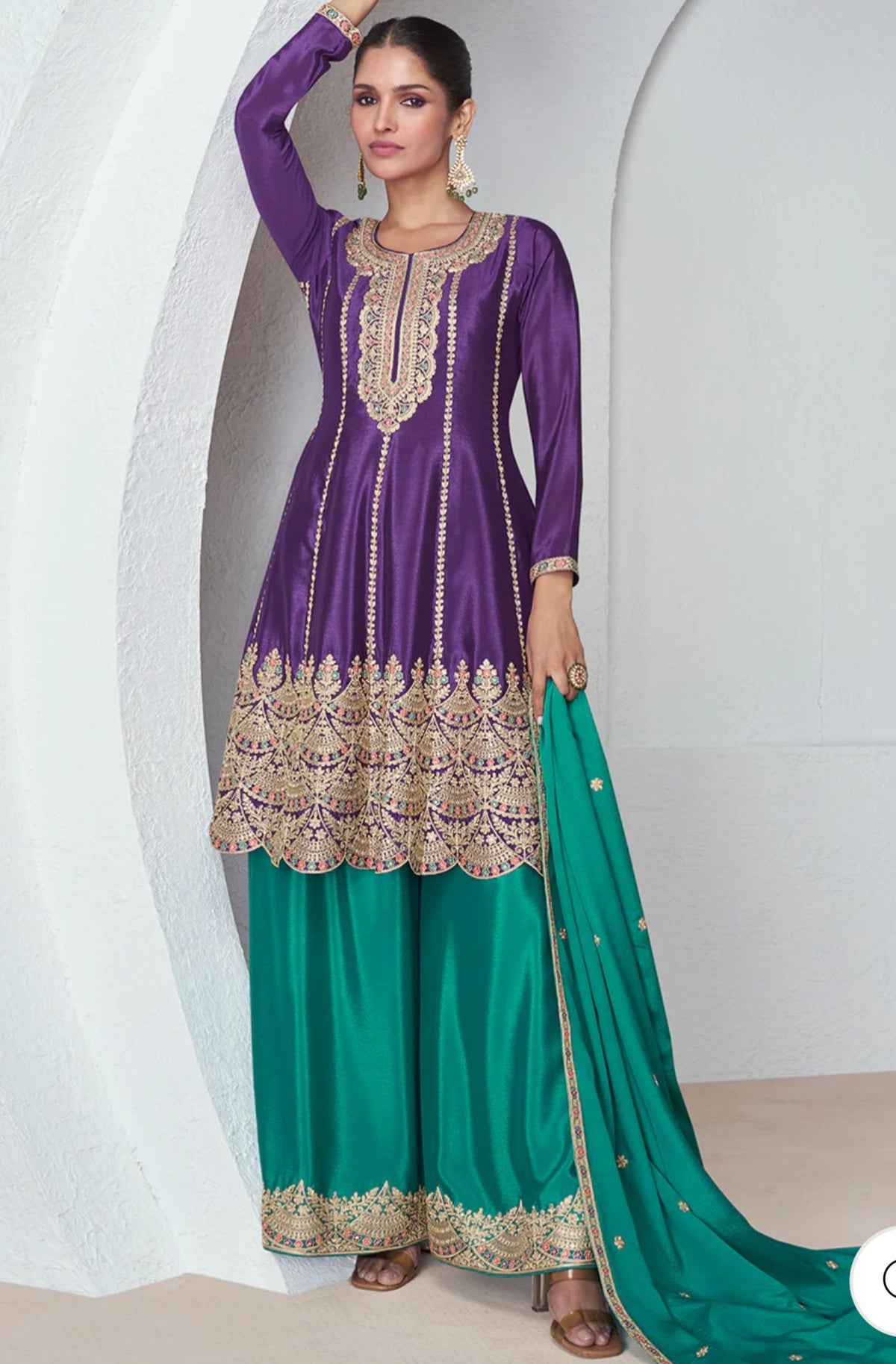 Heavy Embroidered Short Umbrella Suit Set in Munich
