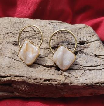 Golden Hanging Sophisticated Resin Stone Drop Brass Earrings in Berlin