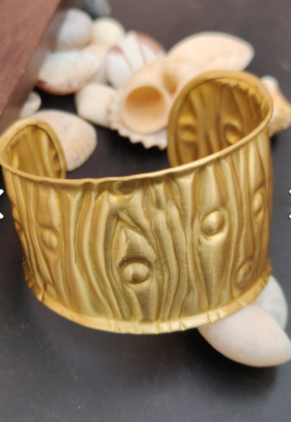 Golden High Quality Brass Bracelet in Munich