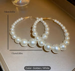 Traditional Pearl Earrings in Berlin