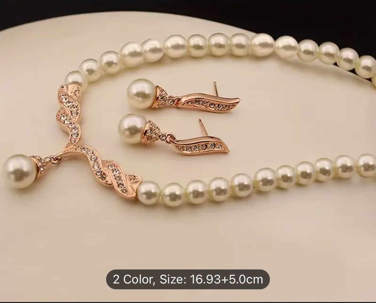 Latest Stylish Design Fancy Pearl Necklace With Earrings in Germany