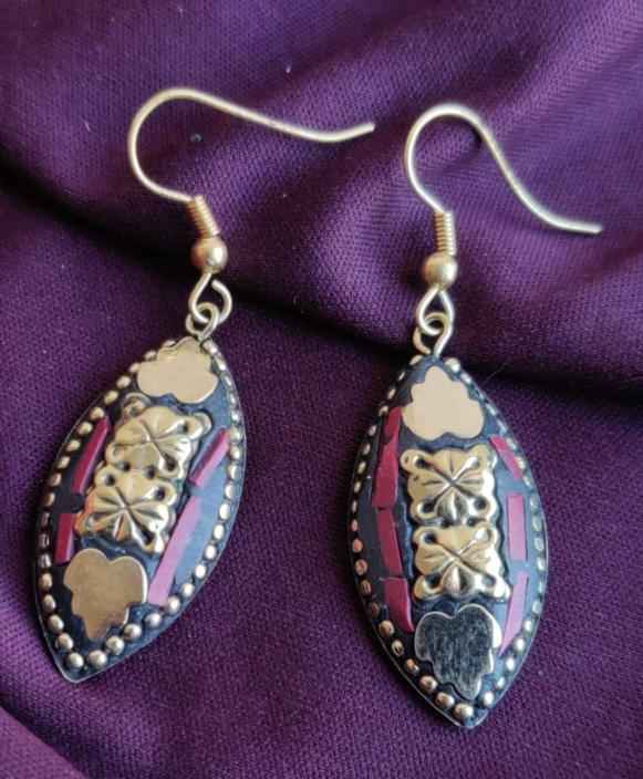 Premium Quality Tibetan Laq Earrings in Berlin