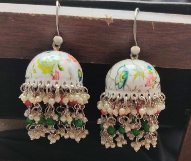 Designer Hand painted Minakari Work Pearl Tessel Jhumka in Berlin