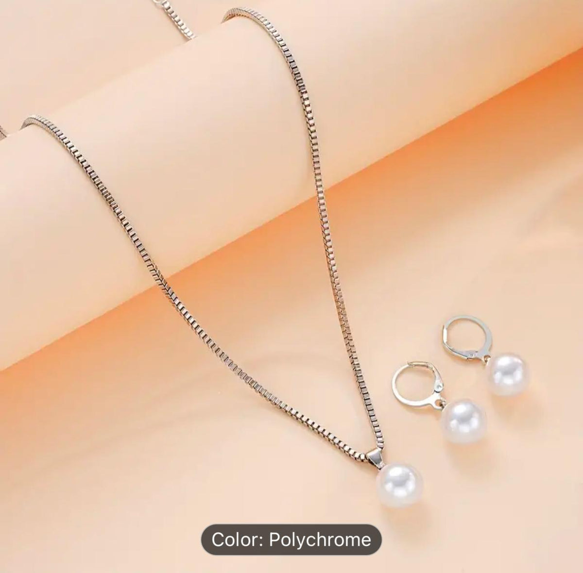 STYLISG PEARL SILVER PLATED CHAIN AND EARRINGS IN BERLIN