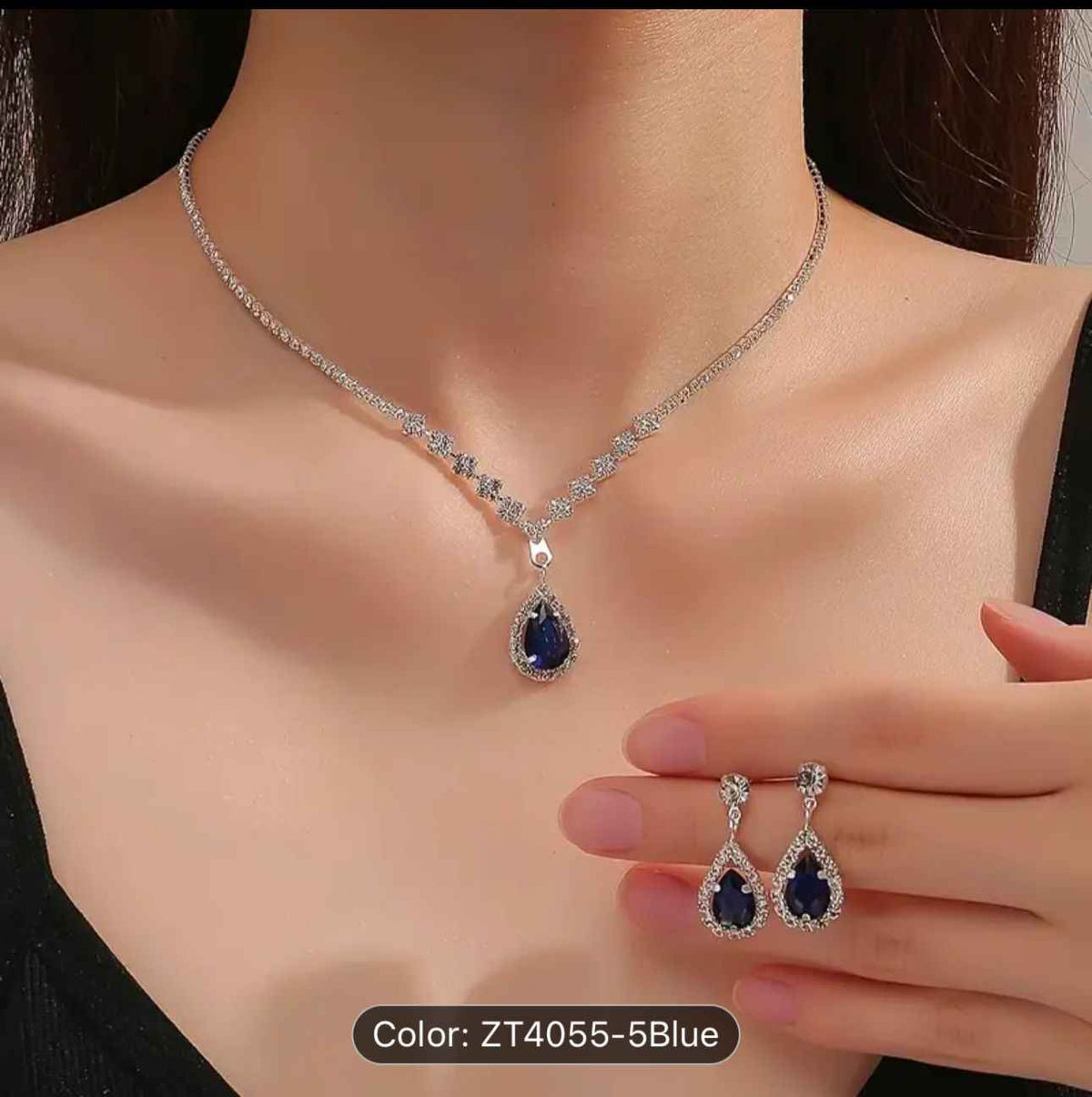 Unique trendy Style Blue Necklace and Earrings For Women