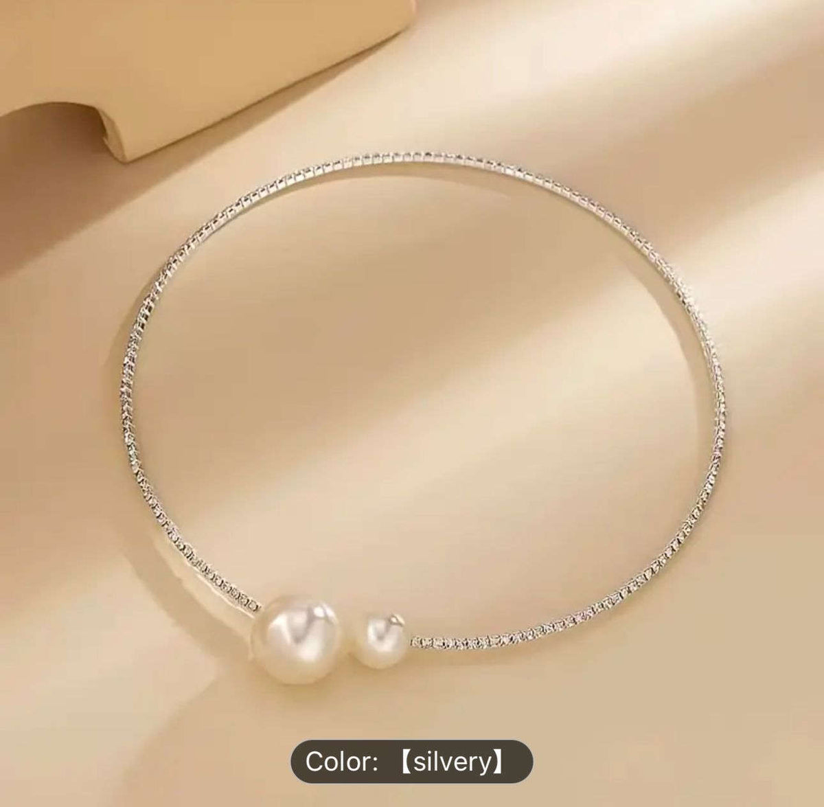 Open Collar Necklace Pearl Necklace in Munich