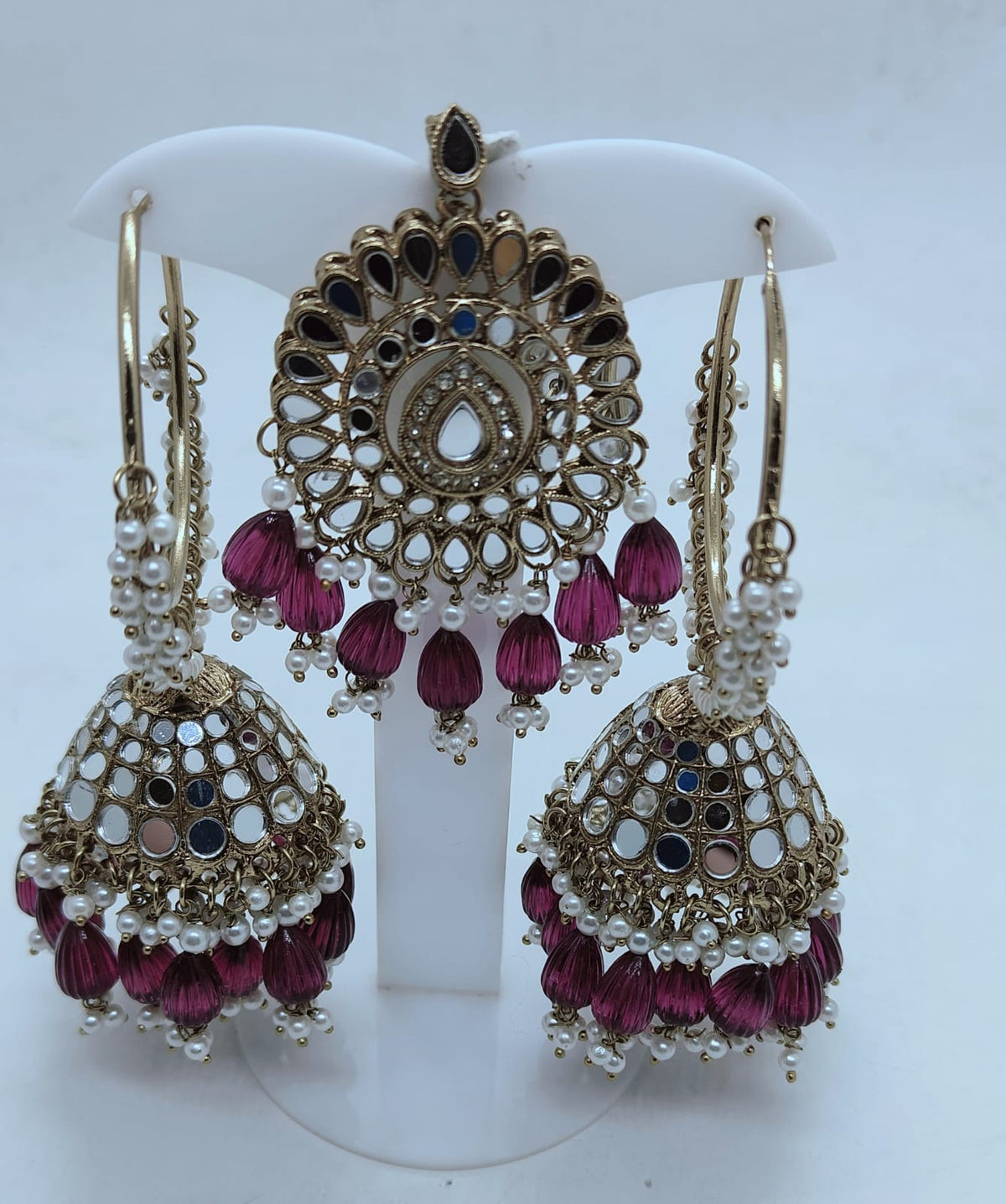 FASHION PARTY WEAR EARRINGS AND MANGTIKKA IN GERMANY