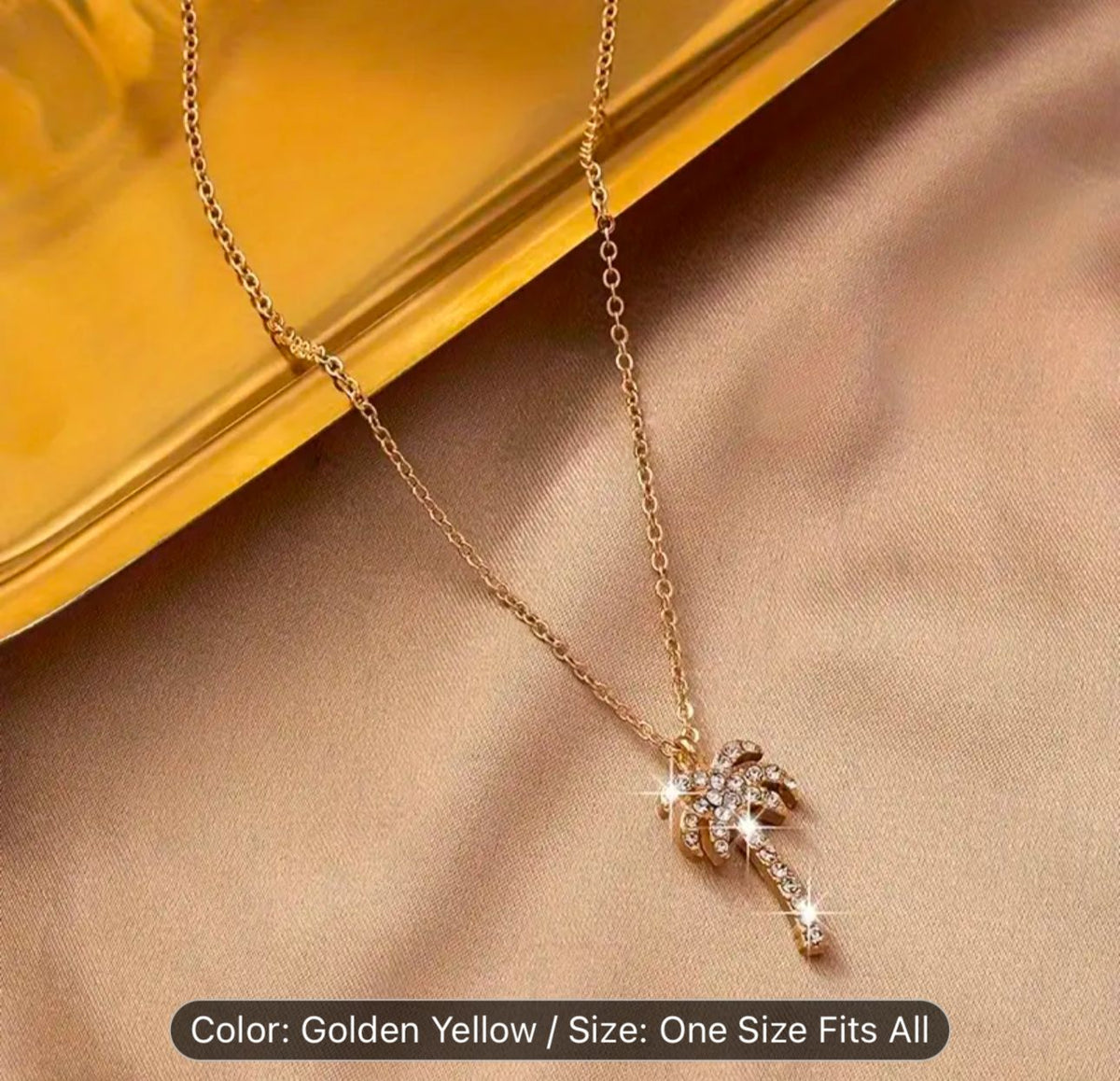 Palm Tree Pendant Necklace Gold plated chain in Berlin