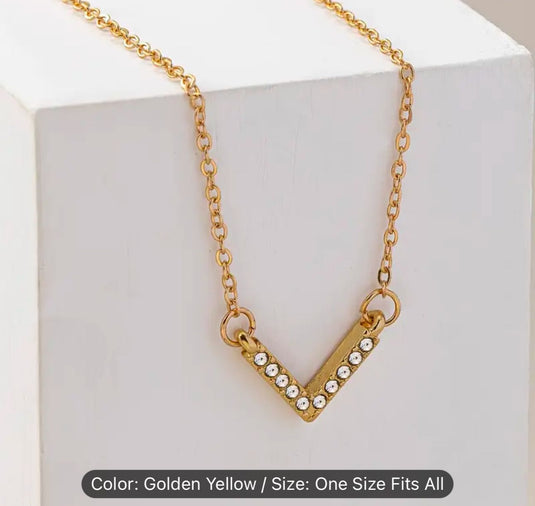 Rose Gold-Plated Cubic Zirconia-Studded Short Necklace in Germany
