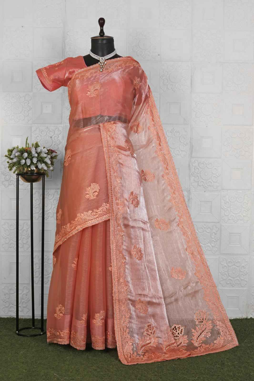 Pretty Organza saree in Munich