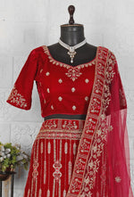 Beautiful Embroided Lehanga in Berlin
