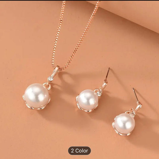 Faux Pearl Decor Necklace Drop Earrings in Germany