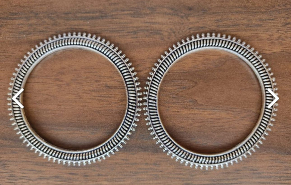 Sparking Gem Silver Plated Oxidised Bangles in Germany