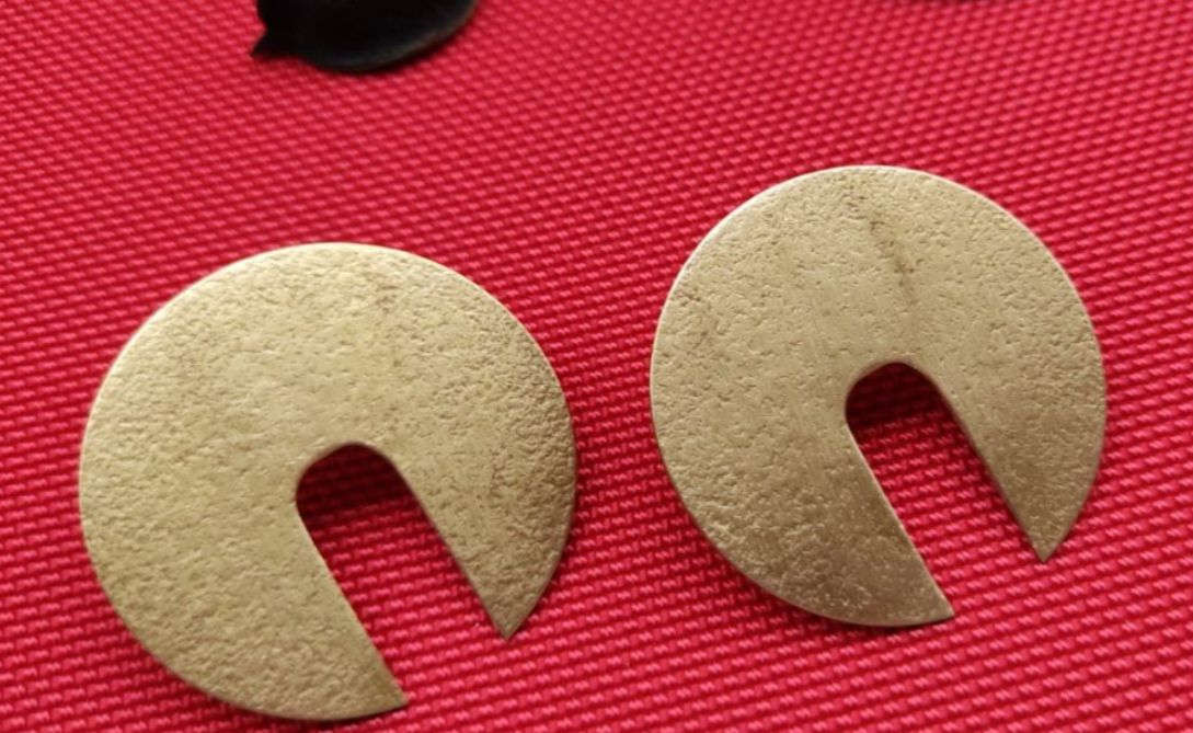 Brass Handmade Metal Work Chand Shaped Lightweight Stud Earring in Germany
