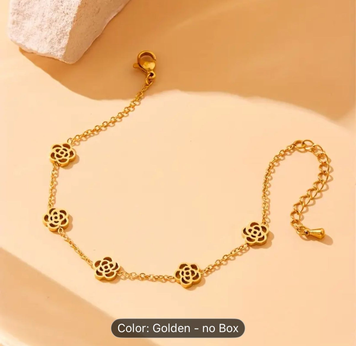 Gold-Plated Stainless Steel Hollow Rose Flower Chain Bracelet in Munich