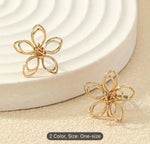 Gold-Toned Studs Earrings in Berlin
