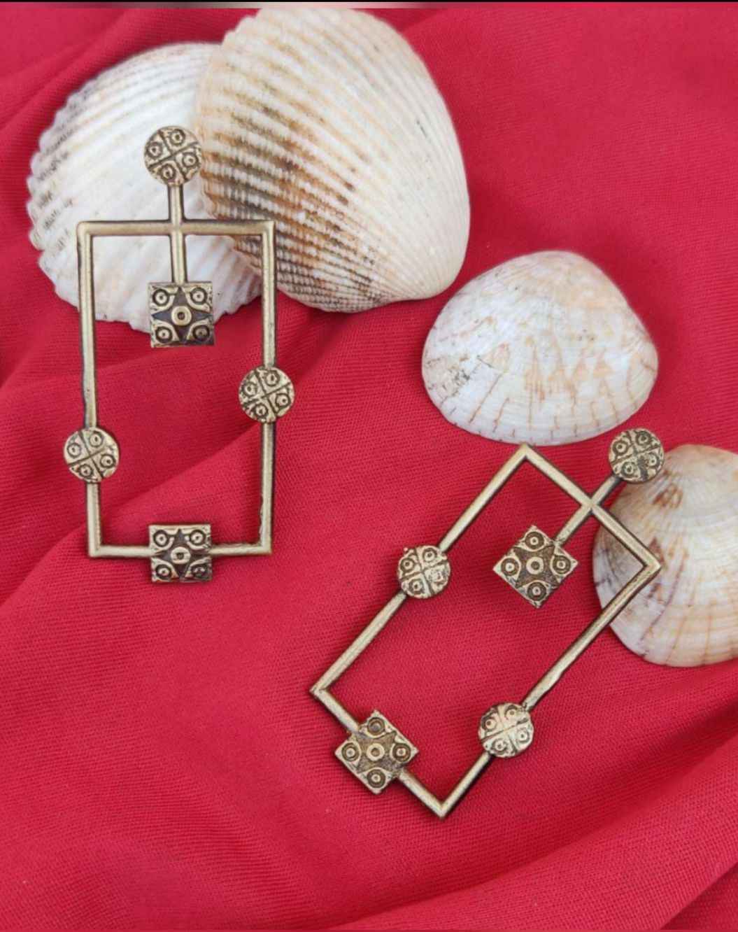 Unique Handmade Brass Black Plated Rectangle Shape Round Stud Dangler Earring in Germany