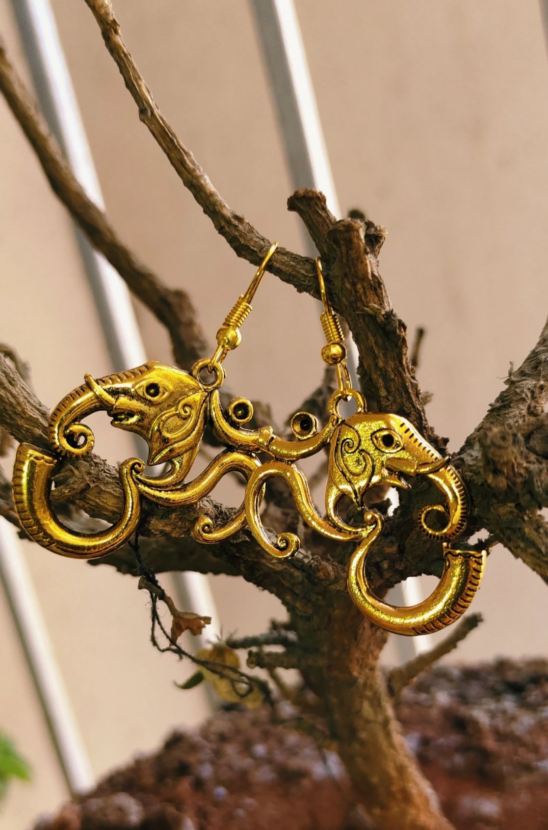 Cute Latest Design Fashion Earrings For Girls And Women in Germany