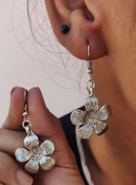 Silver Tone Flower Earrings for Women and Girls in Berlin