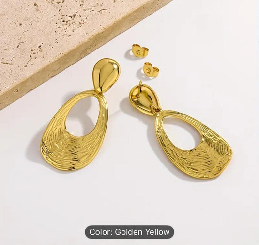 Gold Drop Dangle Earrings in Munich