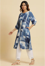 Indigo Abstract Print Kurta in Berlin