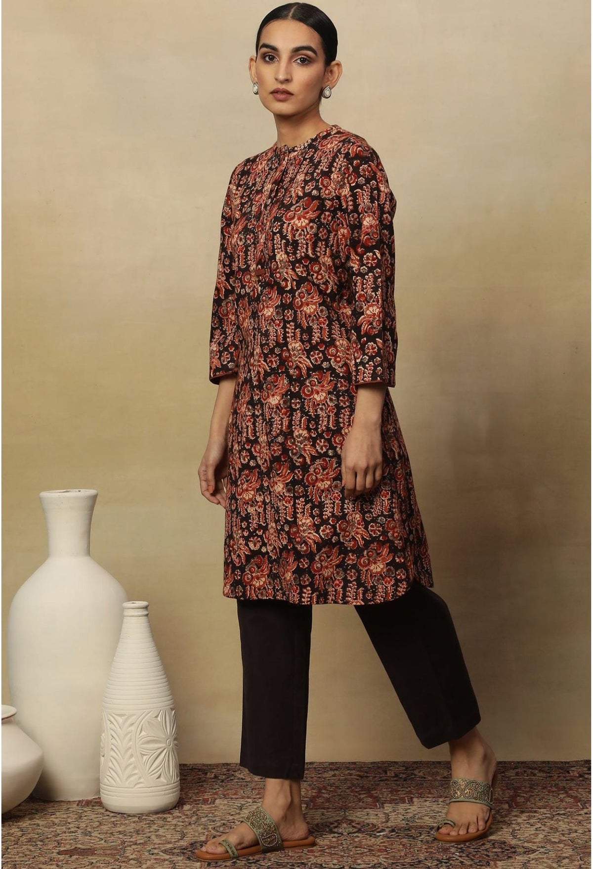 Women Floral Print Straight Kurta in Germany