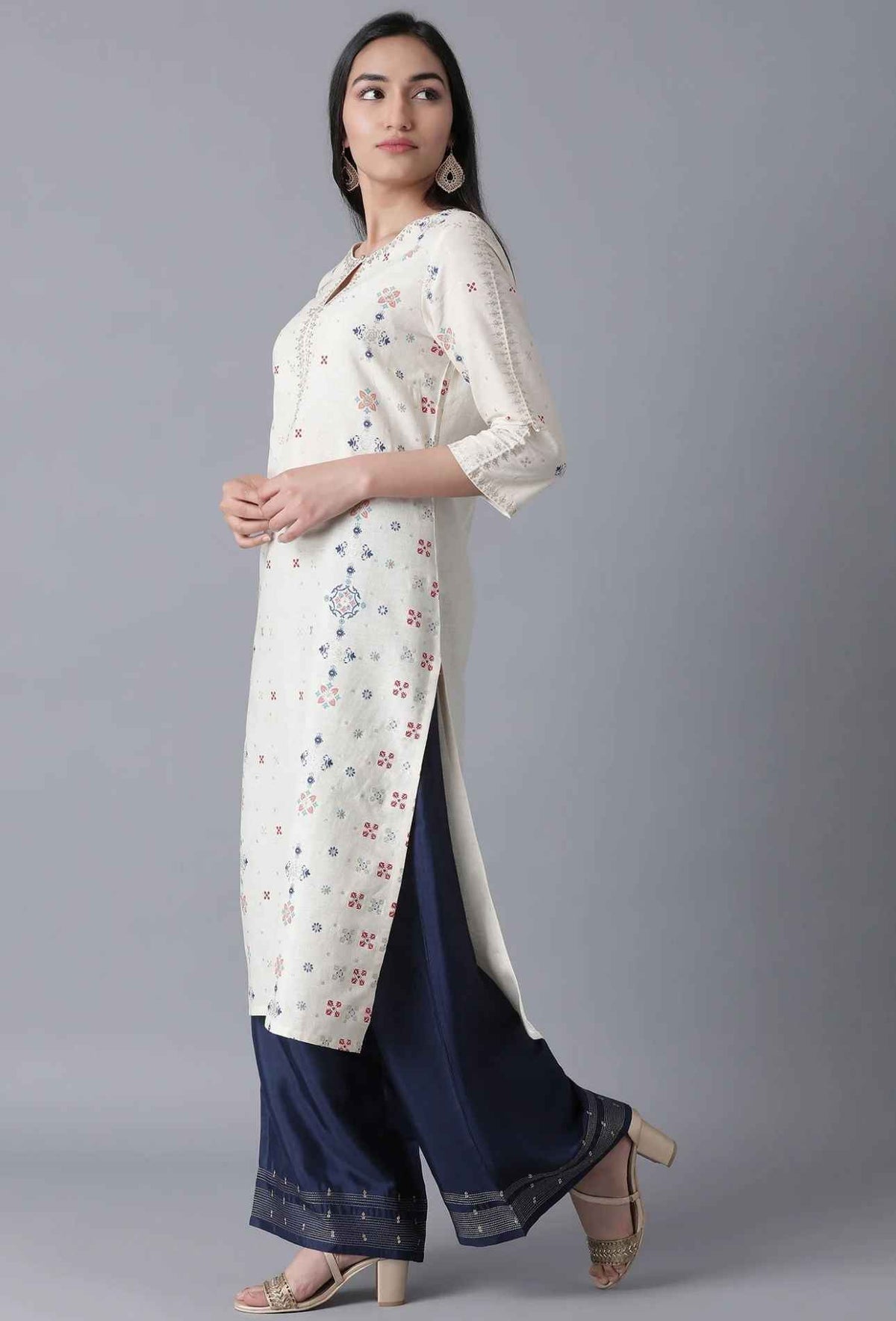 Ecru Straight kurta in Germany