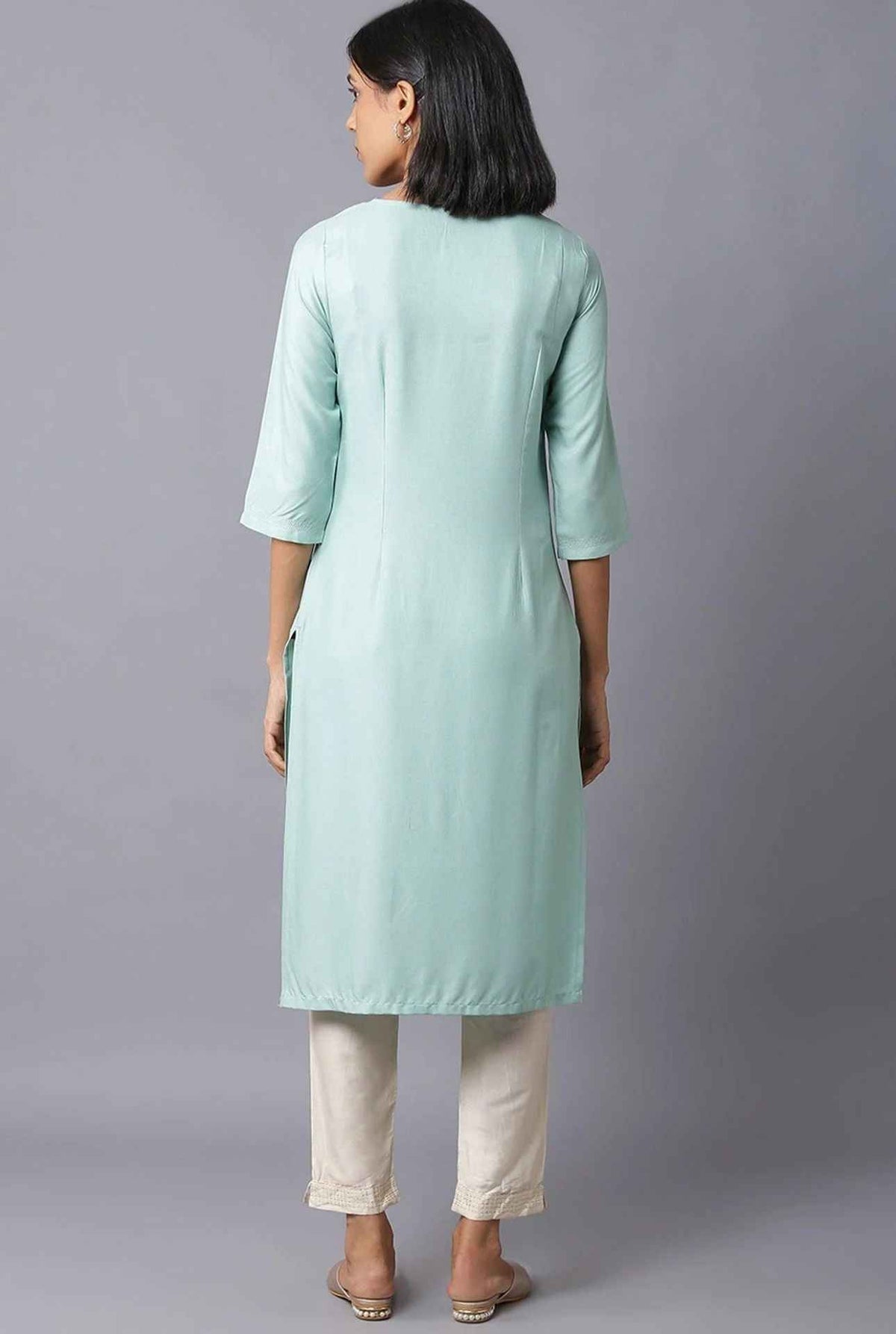 Teal Blue Jacquard kurta With Embroidered Yoke in Munich