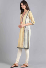 Yellow Round Neck Printed kurta in Germany