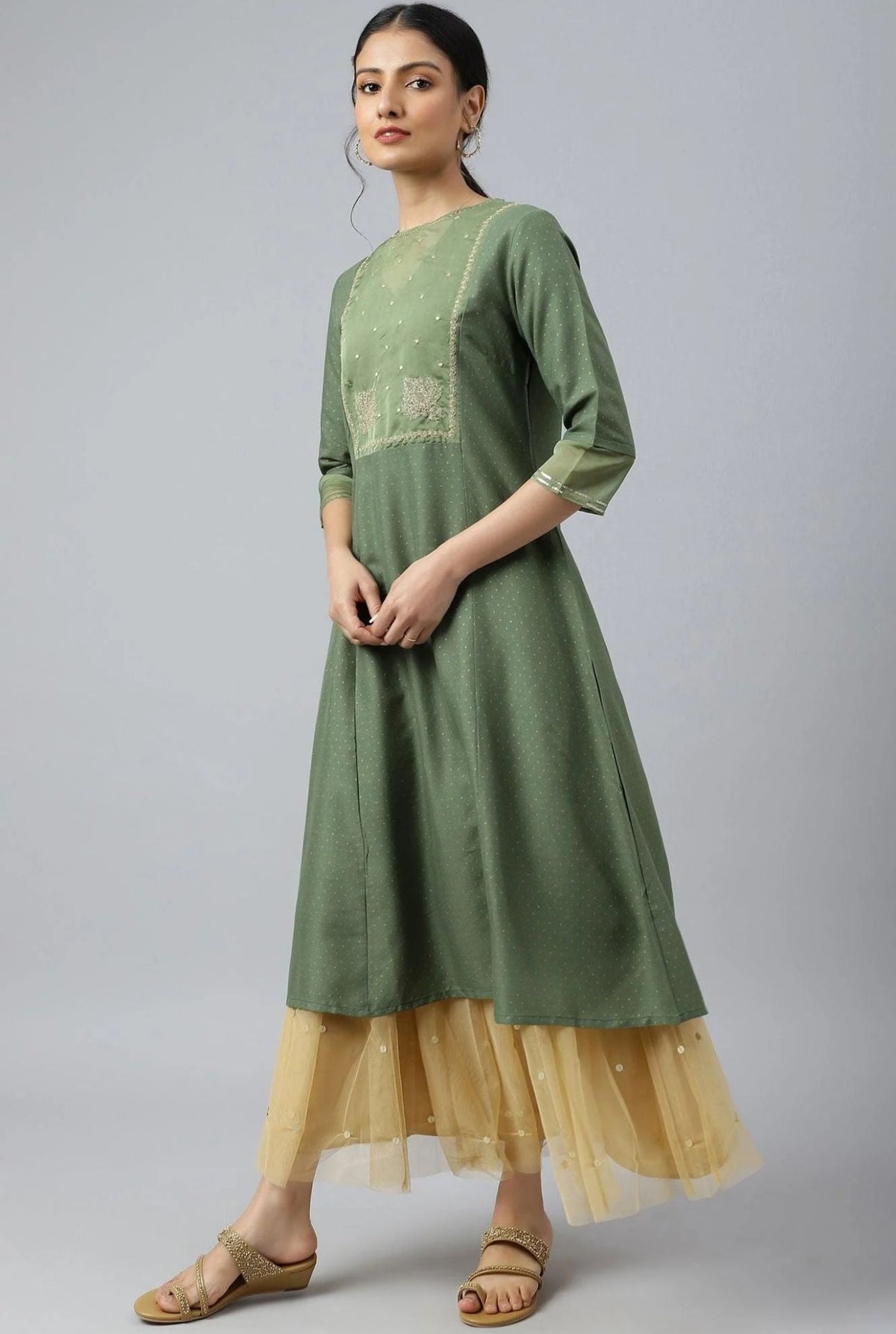Olive Green A-Line Embroidered kurta With Sequins in Munich