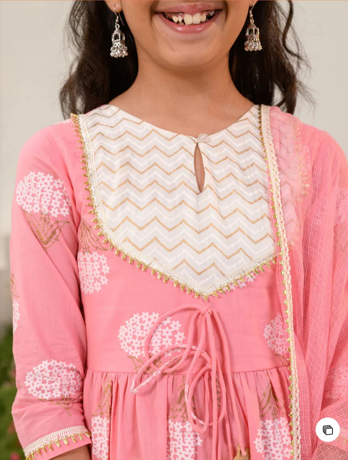 Girls Floral Printed Regular Pure Cotton Kurta with Trousers & Dupatta in Germany