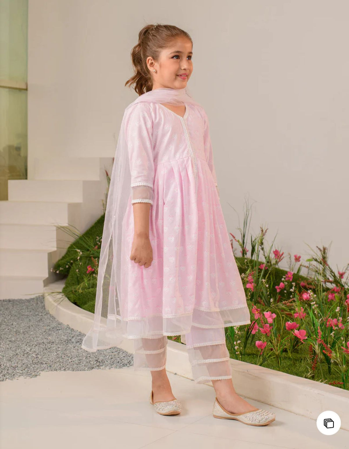 Pink printed Kurta with Palazzos with dupatta in Germany