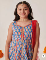 Cotton Sleeveless Floral Printed Kurta With Palazzo & Dupatta in Berlin