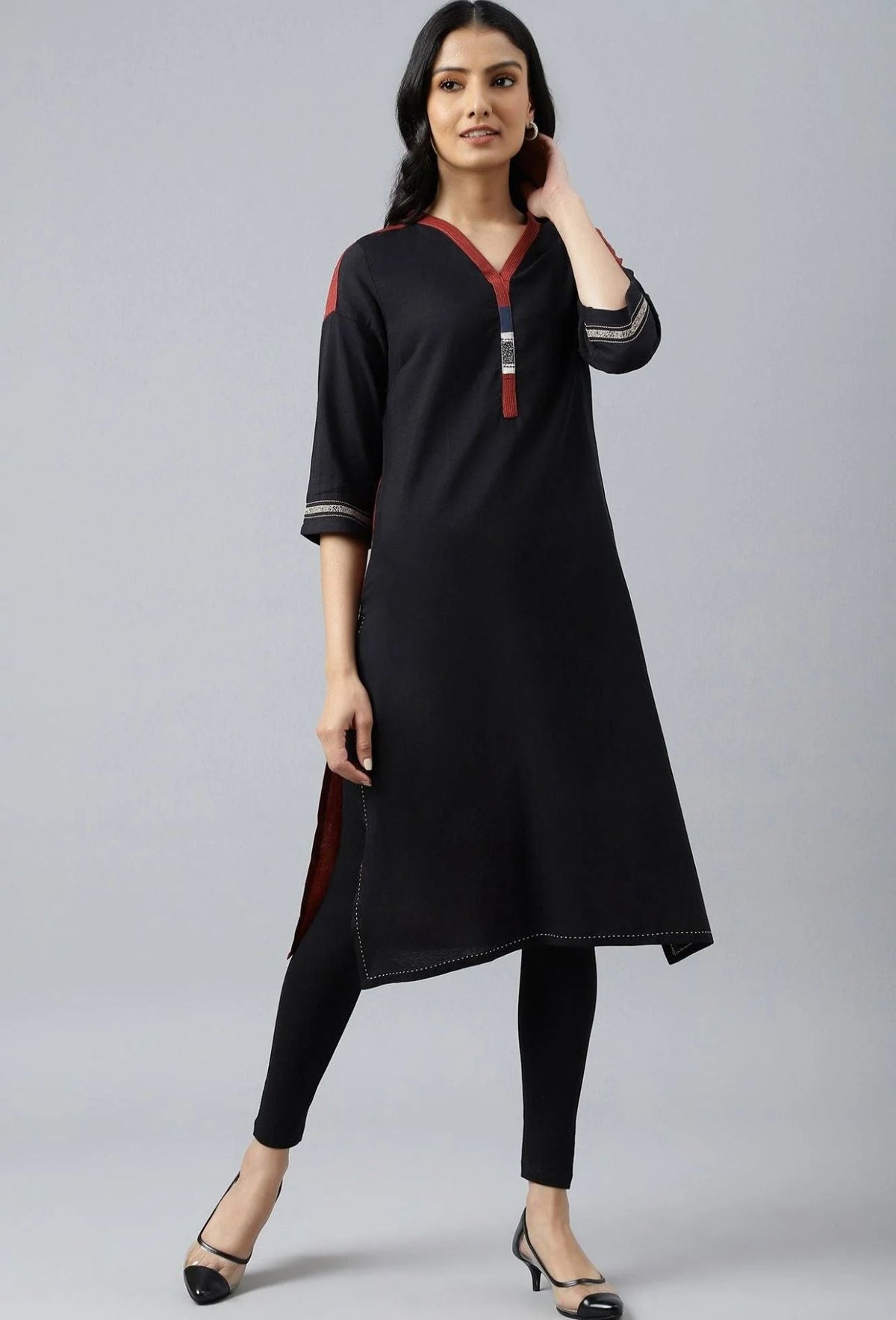 Black Straight Kurta in Berlin
